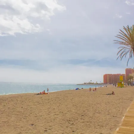 Apartamento Benalroma Spacious 50 Mt From The Benalmádena